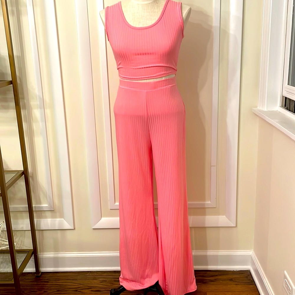 Two-Piece Barbiecore Lounge Outfit